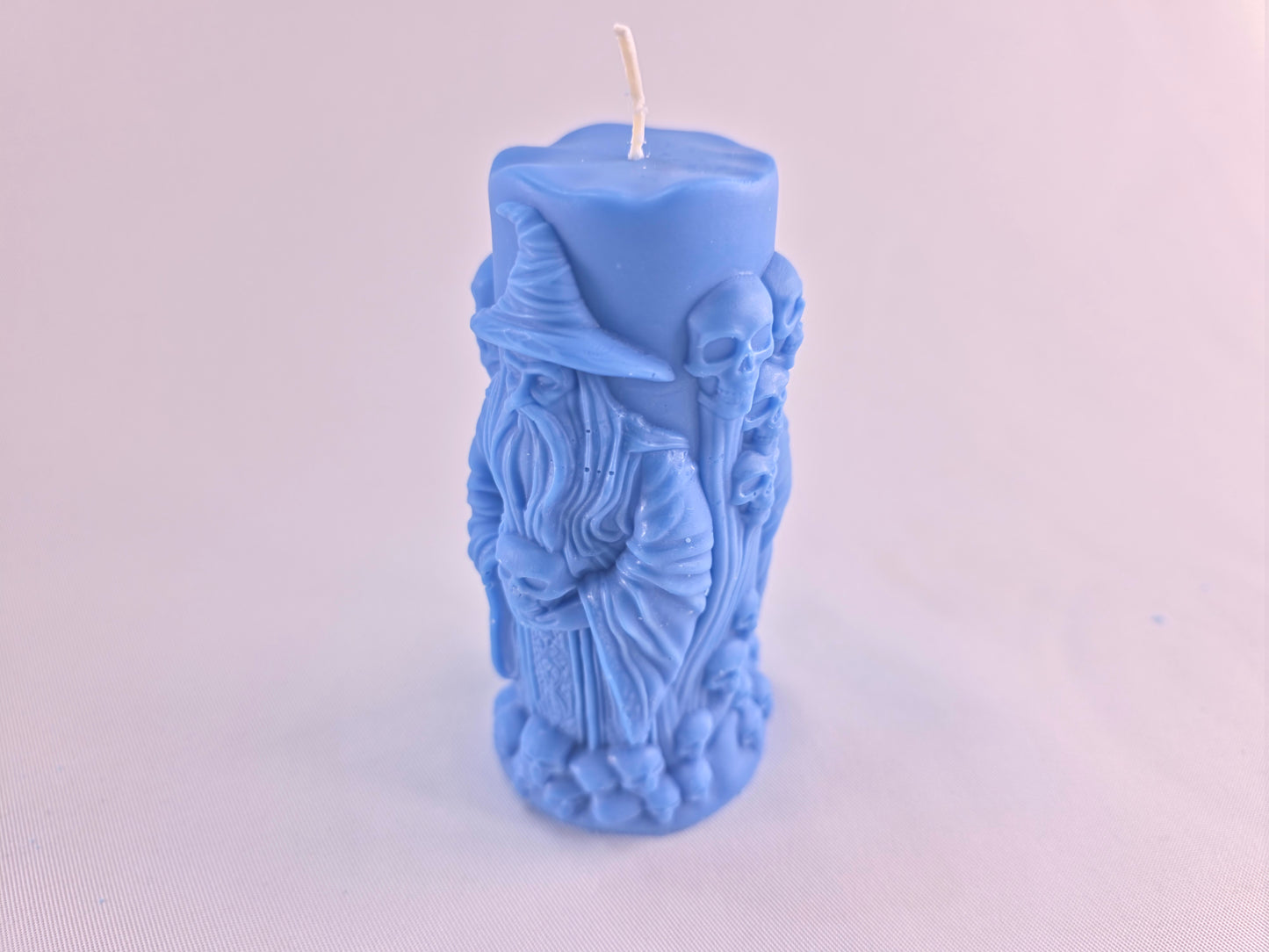 Handgemaakte gothic kaars met schedels – sojawas