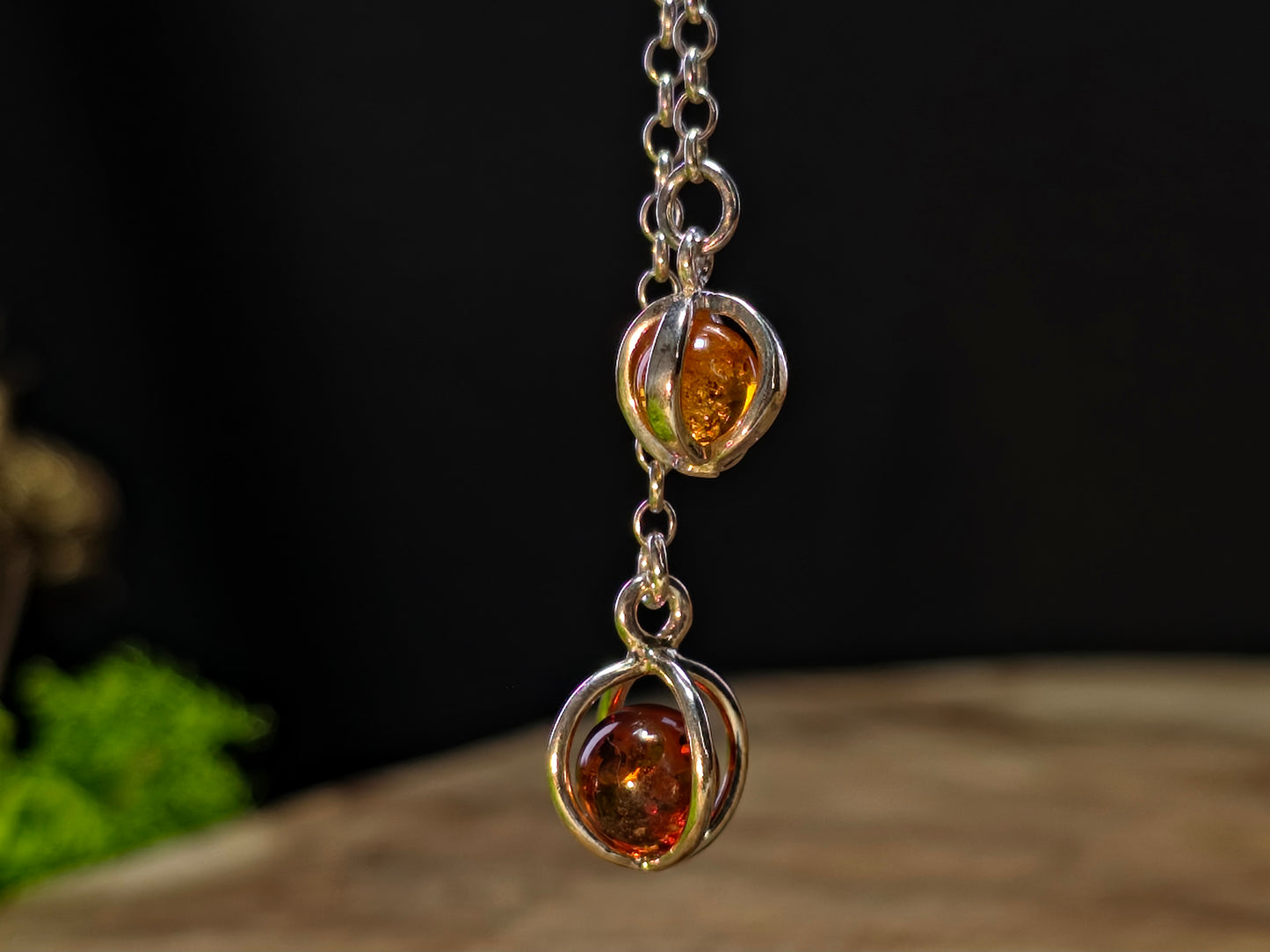 Hanger van 925 sterling zilver met Baltische amber – verfijnd en tijdloos design